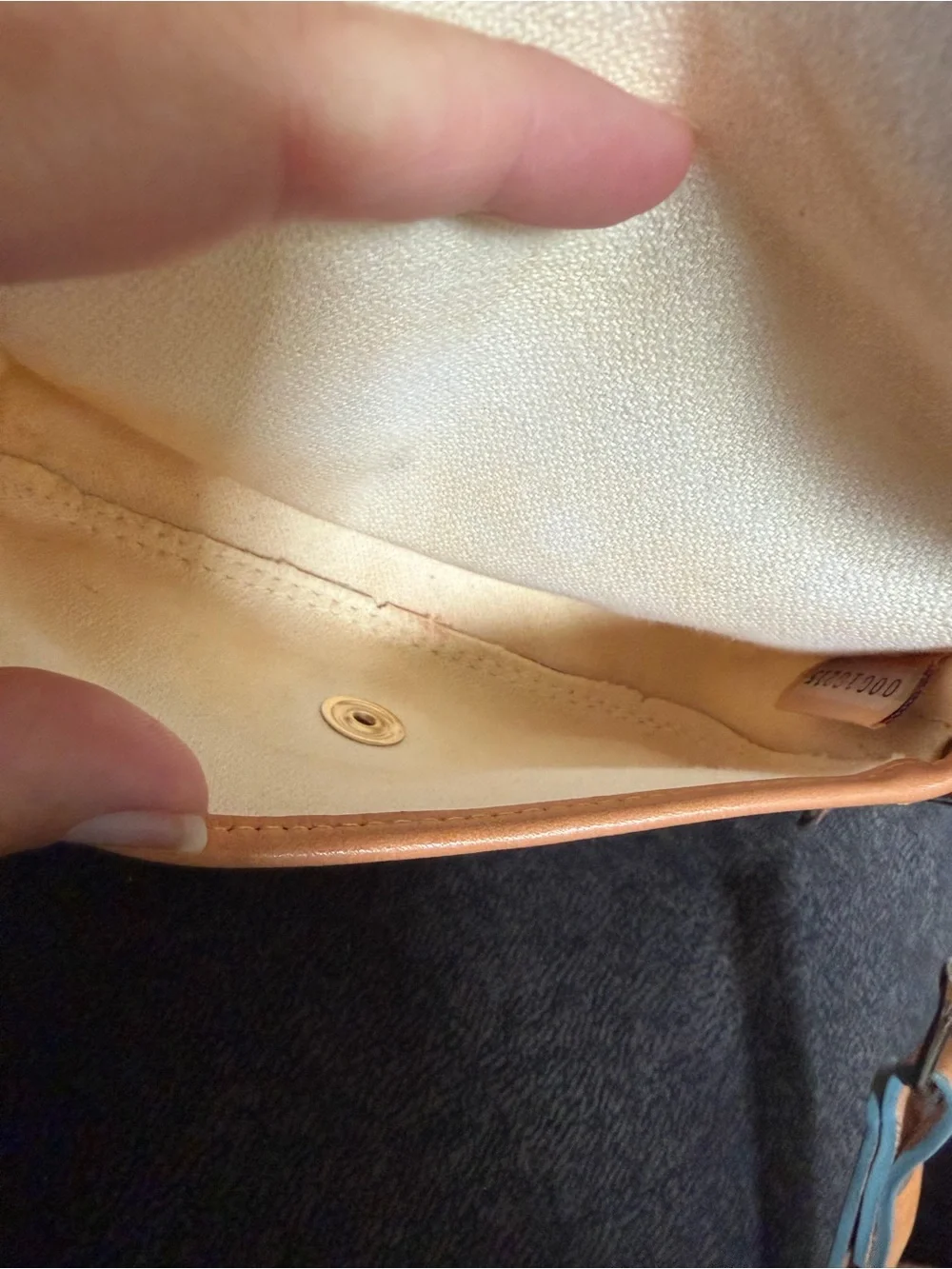 Dooney and Bourke vintage star wristlet